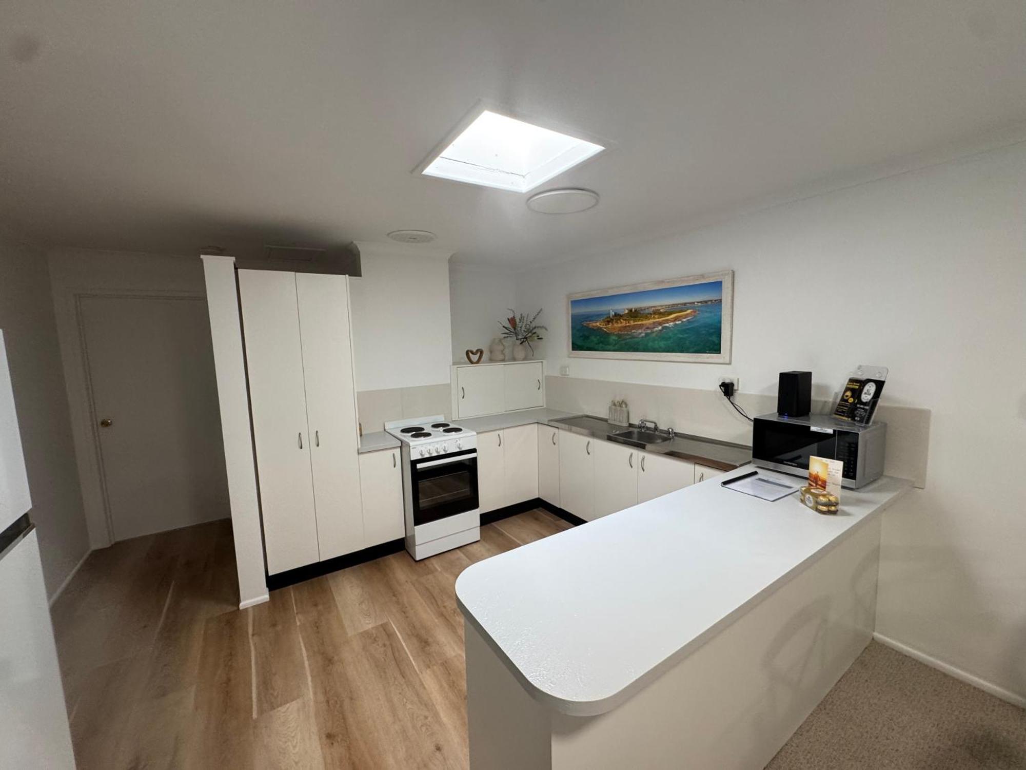 Orana #2 Duplex Apartment Buddina